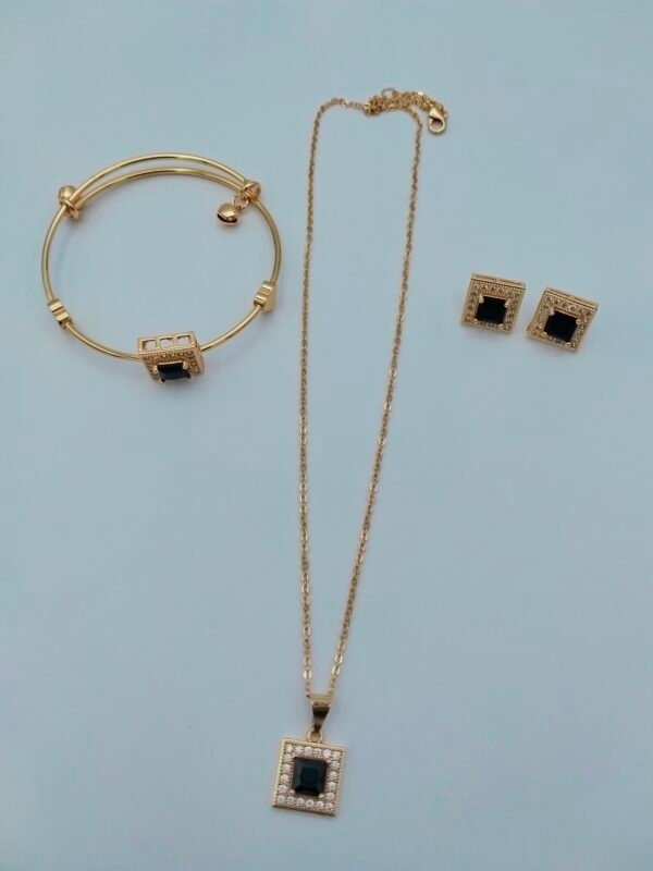 Nacklace Set - Image 2
