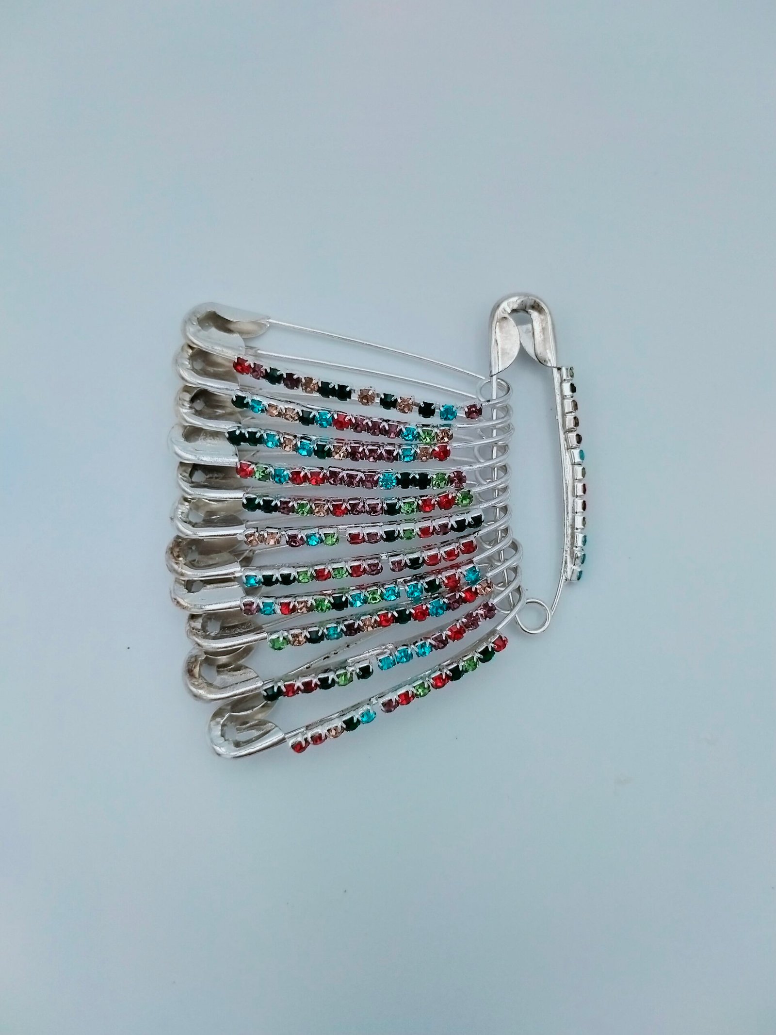 Safety pins 